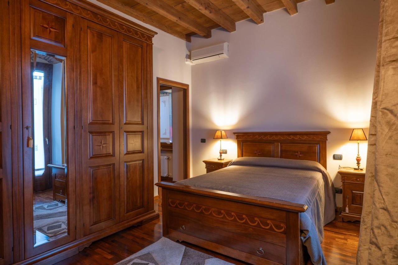 Napule...E Apartments Peschiera del Garda Esterno foto